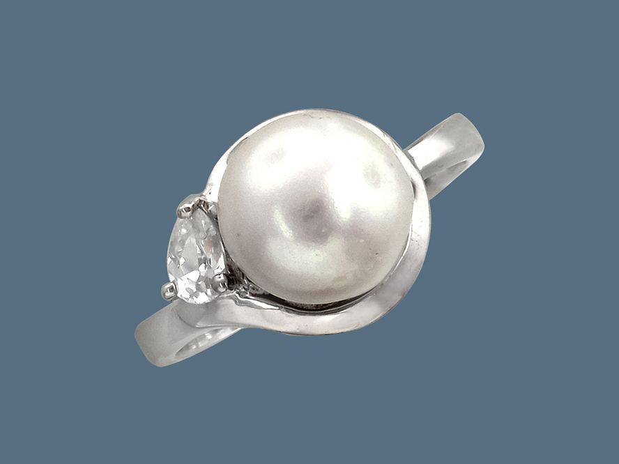 кольцо серебряное с жемчугом и цирконом Р2К350256