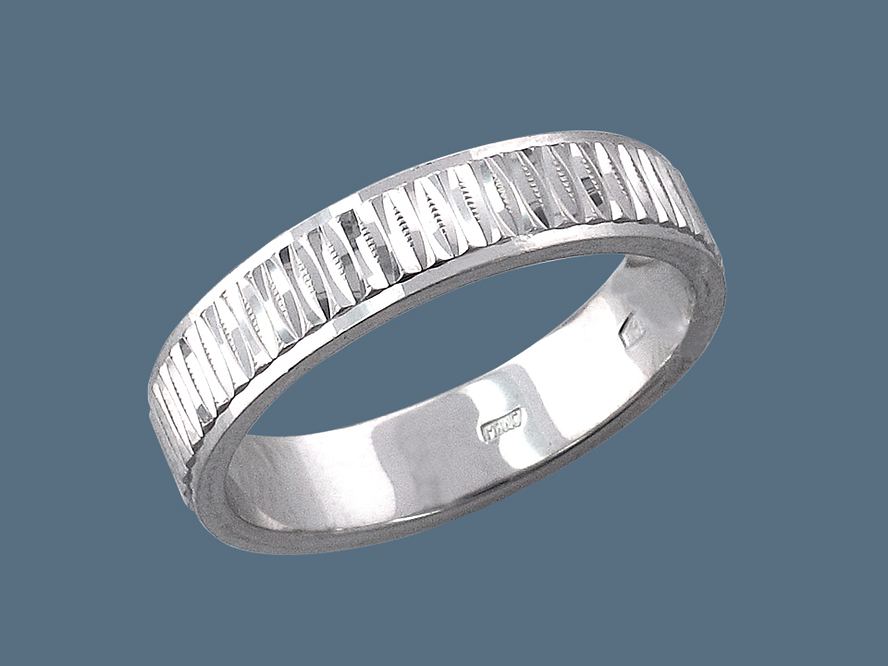 кольцо серебряное с  Р3О7511012