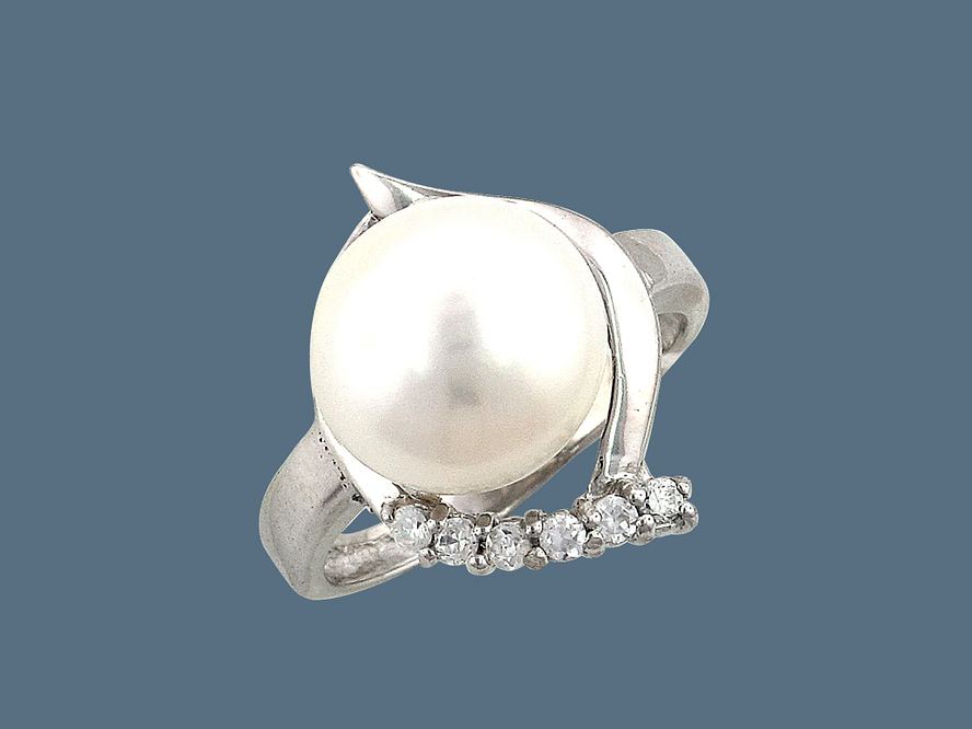 кольцо серебряное с жемчугом и фианитом Р6К350099