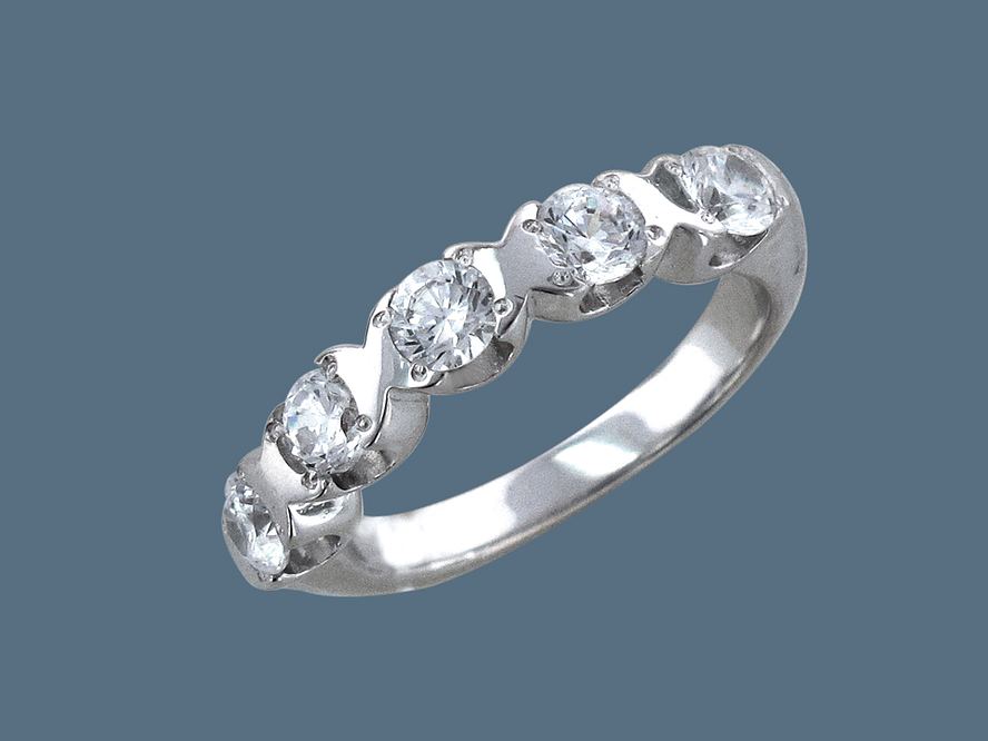 кольцо из серебра 925 пробы с фианитами У15К150092